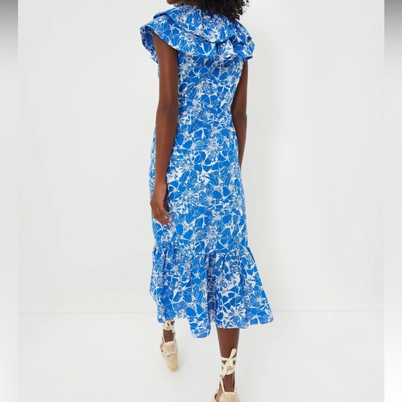 HYACINTH HOUSE
Blue and White Floral Beaufort Midi Dress - Picture 5 of 11
